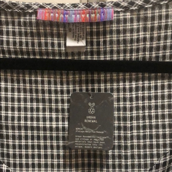 XS Urban Renewal Gingham Sweetheart Dress - Picture 2 of 4